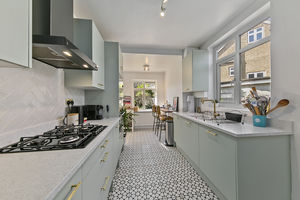 Kitchen- click for photo gallery